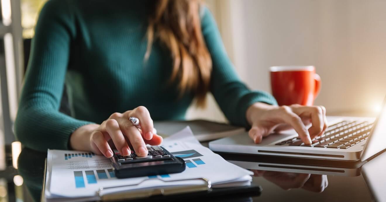 Como cancelar una cuenta bancaria paso a paso ¿Es legal que el banco te cobre?